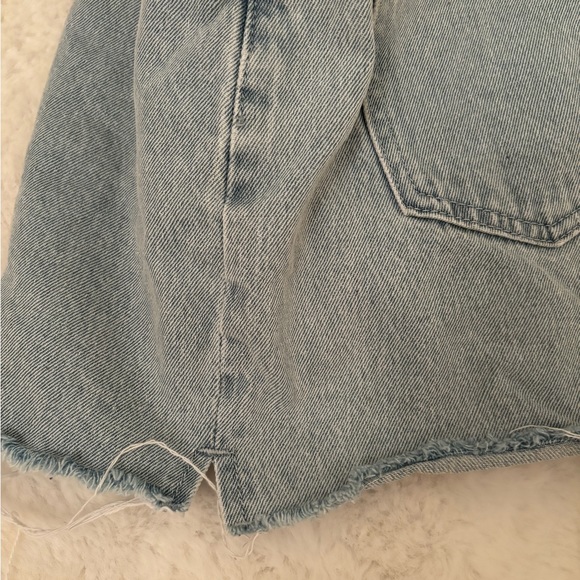 Princess Polly denim shorts - Picture 3 of 4